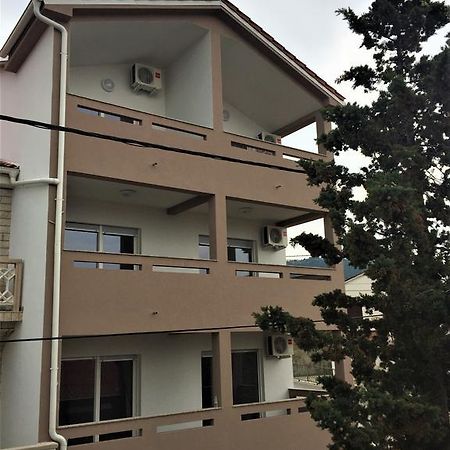 Apartmani Orhideja Rab Town Exteriér fotografie