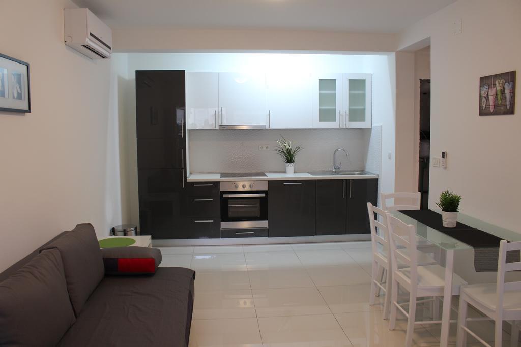 Apartmani Orhideja Rab Town Exteriér fotografie
