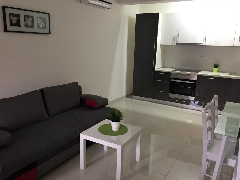 Apartmani Orhideja Rab Town Exteriér fotografie